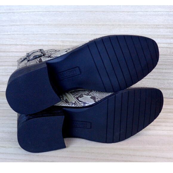 Kenneth Cole Reaction Salt Biker Jewel Chelsea Ankle Boots Side Zip Women Size 5 - Picture 6 of 7